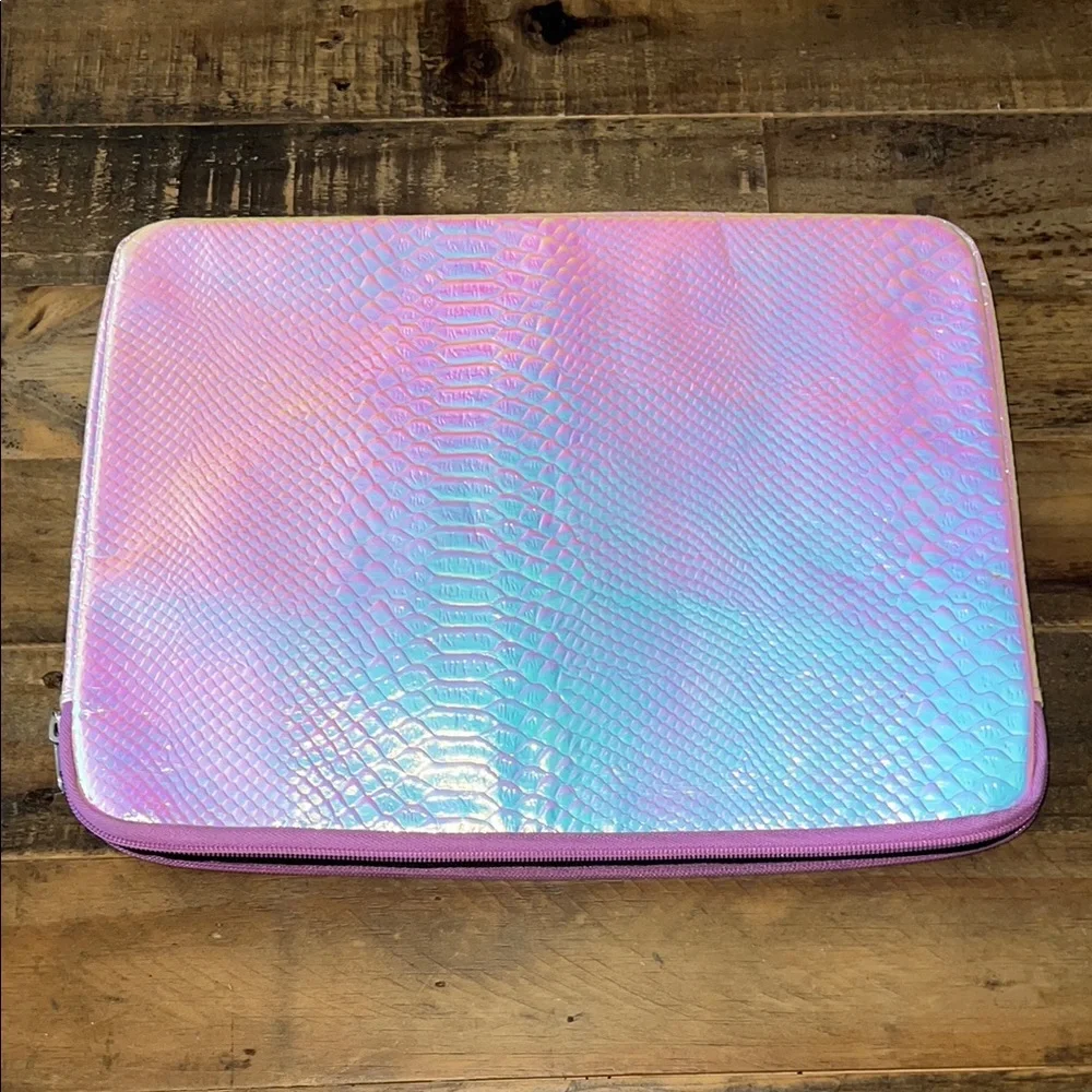 Iridescent Snakeskin Tablet Sleeve